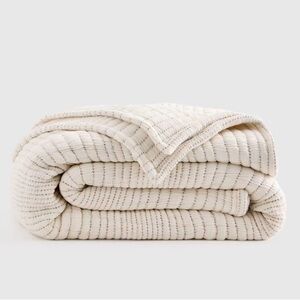 QUINCE Organic Cotton Channel Stitch Coverlet King/Cal King Undyed 0338